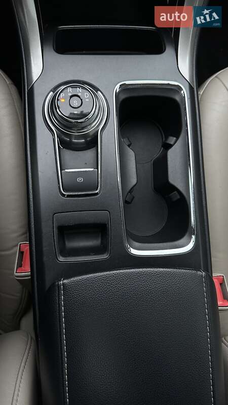 Седан Ford Fusion 2016 в Киеве фото 23 Седан Ford Fusion 2016 в Киеве