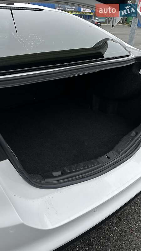 Седан Ford Fusion 2016 в Киеве фото 30 Седан Ford Fusion 2016 в Киеве