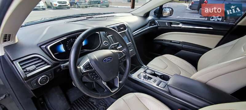 Седан Ford Fusion 2017 в Киеве фото 2 Седан Ford Fusion 2017 в Киеве