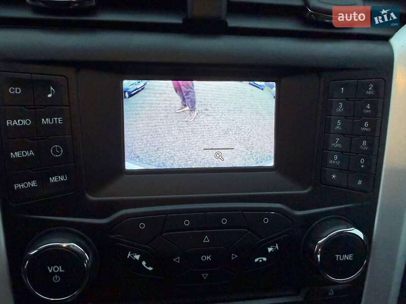 Седан Ford Fusion 2014 в Борисполі