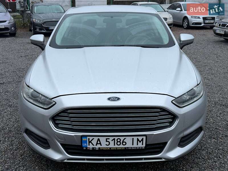 Седан Ford Fusion 2014 в Борисполі