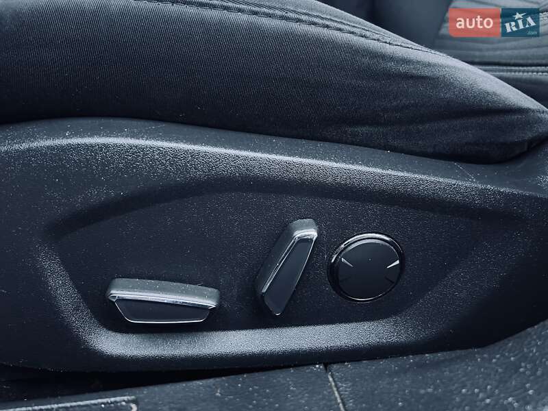 Седан Ford Fusion 2016 в Тернополе фото 13 Седан Ford Fusion 2016 в Тернополе