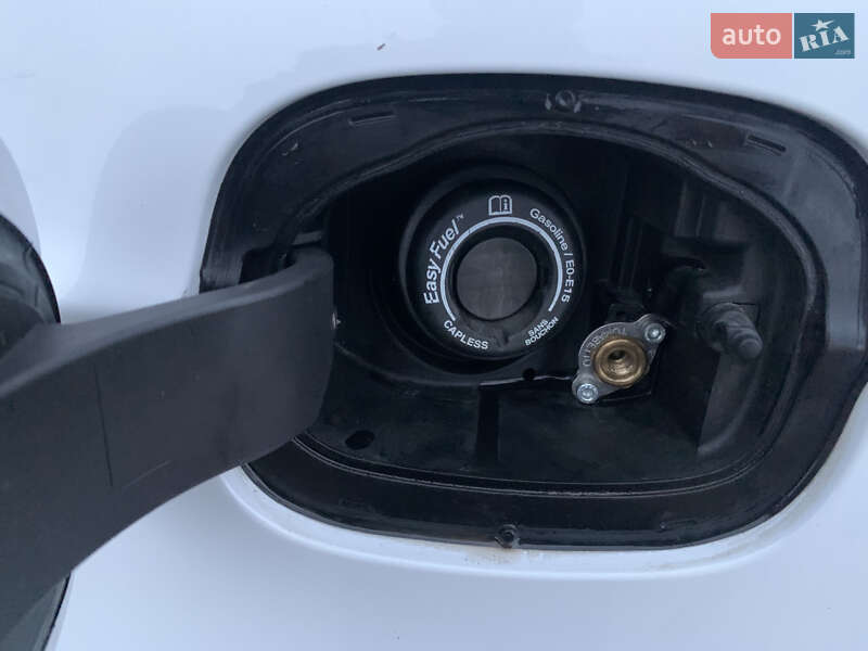 Седан Ford Fusion 2016 в Киеве фото 18 Седан Ford Fusion 2016 в Киеве