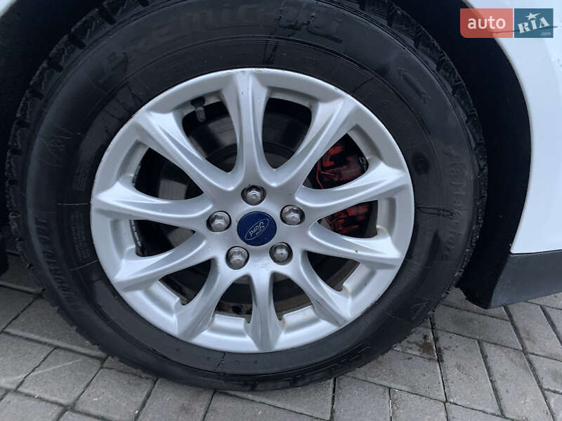 Седан Ford Fusion 2016 в Киеве фото 22 Седан Ford Fusion 2016 в Киеве