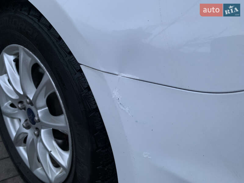 Седан Ford Fusion 2016 в Киеве фото 34 Седан Ford Fusion 2016 в Киеве