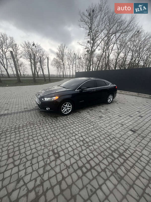 Седан Ford Fusion 2014 в Виннице