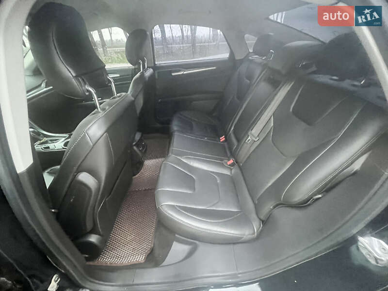 Седан Ford Fusion 2014 в Виннице