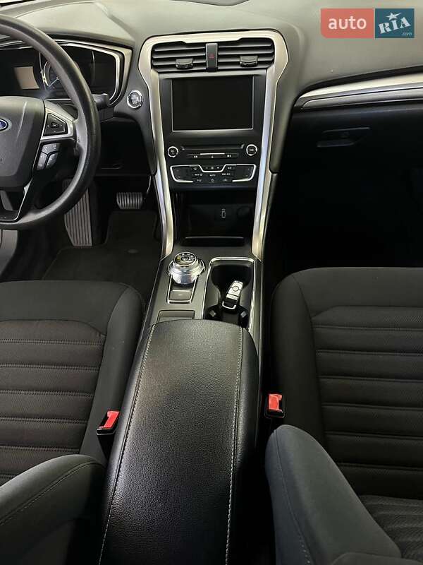 Седан Ford Fusion 2016 в Полтаві фото 10 Седан Ford Fusion 2016 в Полтаві