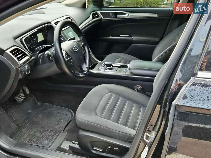 Седан Ford Fusion 2017 в Києві фото 19 Седан Ford Fusion 2017 в Києві