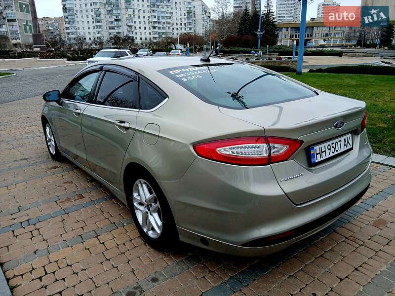 Седан Ford Fusion 2015 в Южном фото 5 Седан Ford Fusion 2015 в Южном