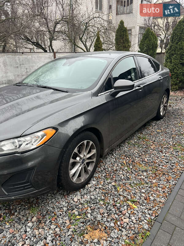 Седан Ford Fusion 2019 в Києві