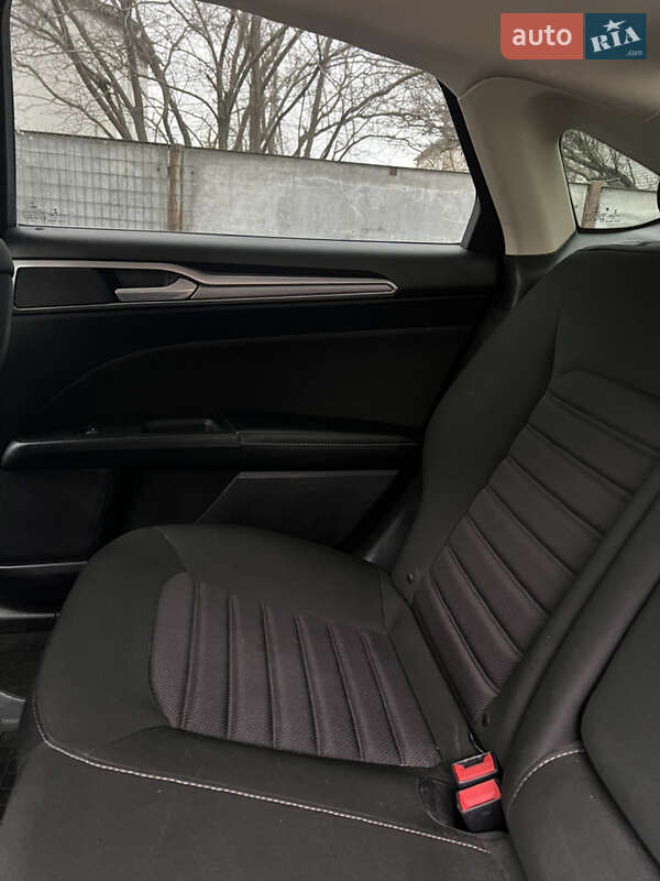 Седан Ford Fusion 2019 в Києві