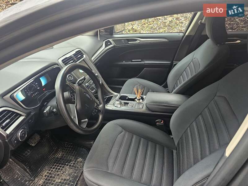 Седан Ford Fusion 2018 в Тернополе