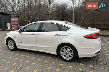 Седан Ford Fusion 2016 в Коломые