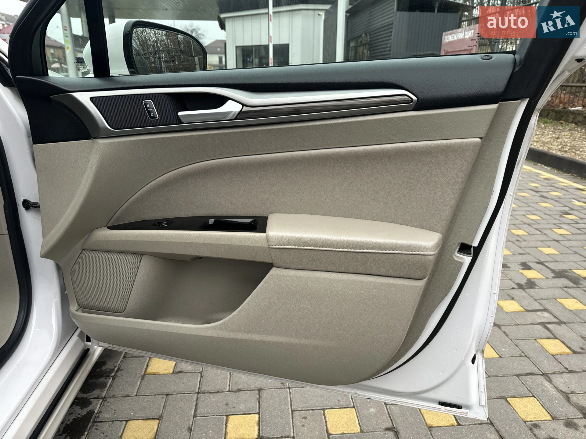 2016 Ford Fusion - мініатюра 29