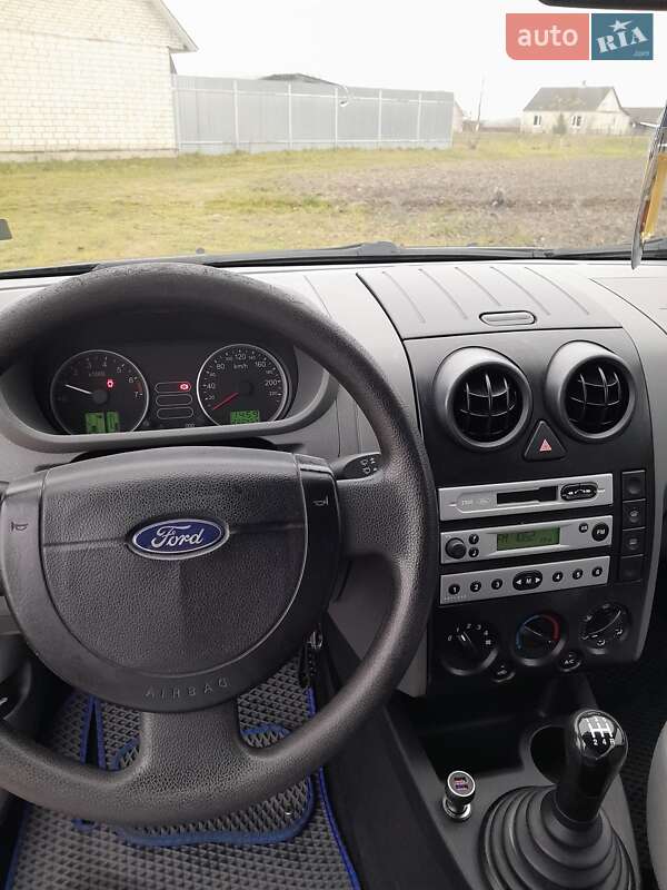 Хэтчбек Ford Fusion 2003 в Луцке фото 13 Хэтчбек Ford Fusion 2003 в Луцке