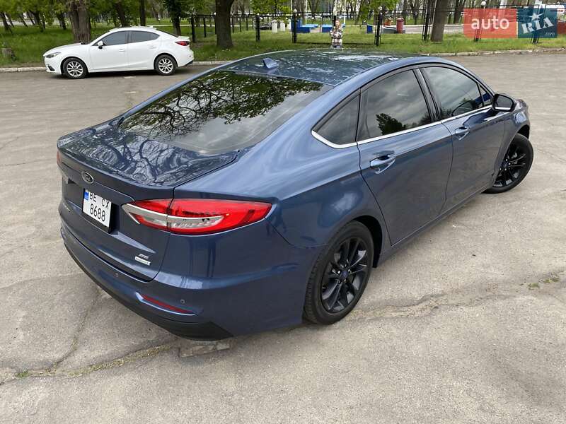 Седан Ford Fusion 2018 в Одессе