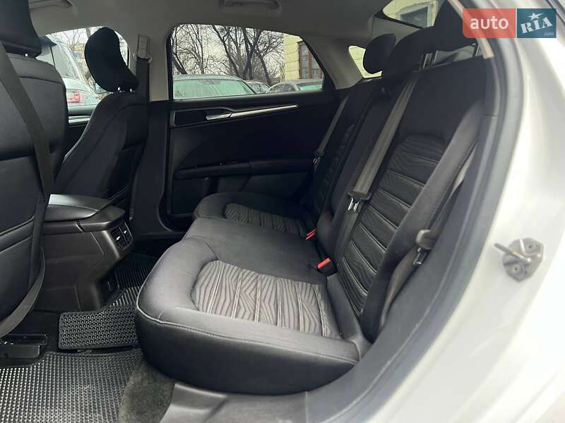 Седан Ford Fusion 2016 в Ивано-Франковске фото 24 Седан Ford Fusion 2016 в Ивано-Франковске
