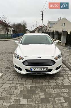 Седан Ford Fusion 2014 в Бродах