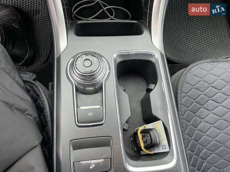 Седан Ford Fusion 2017 в Киеве фото 15 Седан Ford Fusion 2017 в Киеве