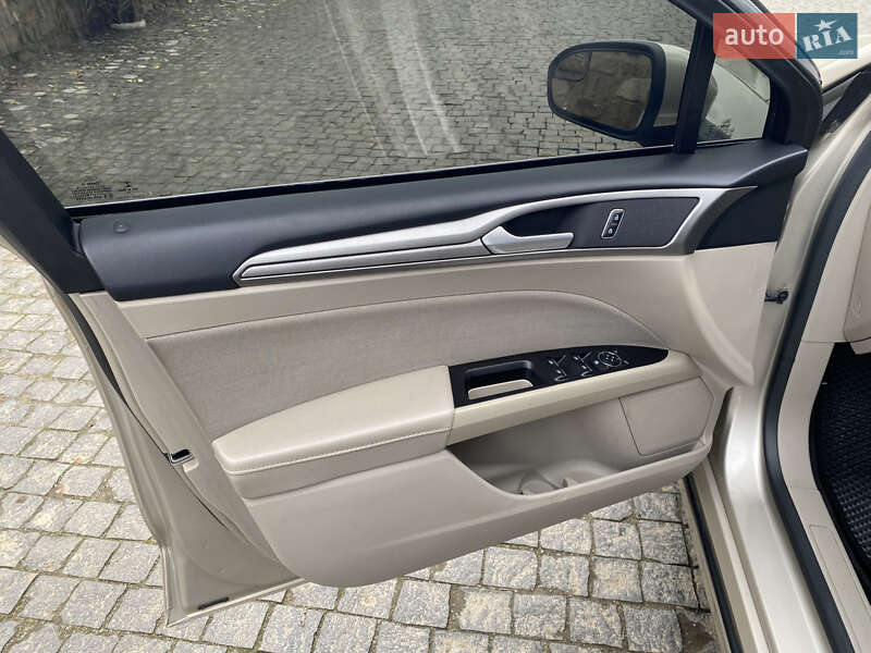 Седан Ford Fusion 2017 в Черновцах фото 24 Седан Ford Fusion 2017 в Черновцах
