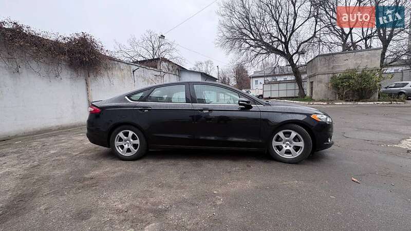 Седан Ford Fusion 2013 в Киеве