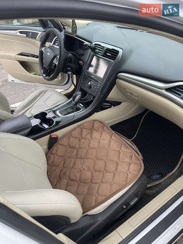 Седан Ford Fusion 2016 в Львове фото 10 Седан Ford Fusion 2016 в Львове