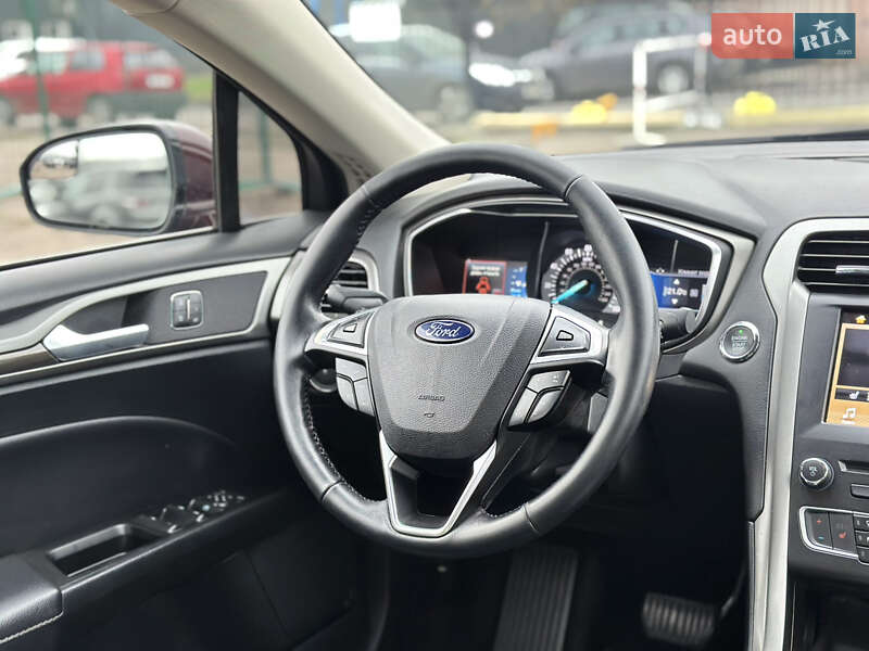 Седан Ford Fusion 2016 в Киеве фото 20 Седан Ford Fusion 2016 в Киеве