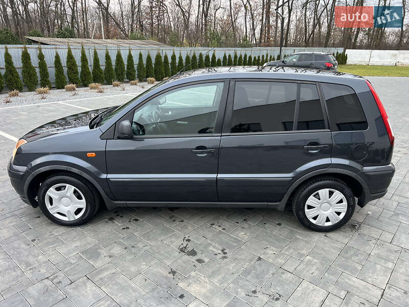 Хэтчбек Ford Fusion 2009 в Луцке