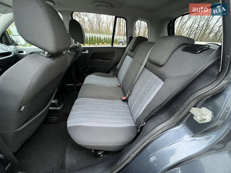 Хэтчбек Ford Fusion 2009 в Луцке