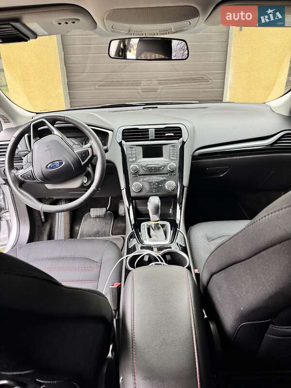 Седан Ford Fusion 2014 в Чернигове