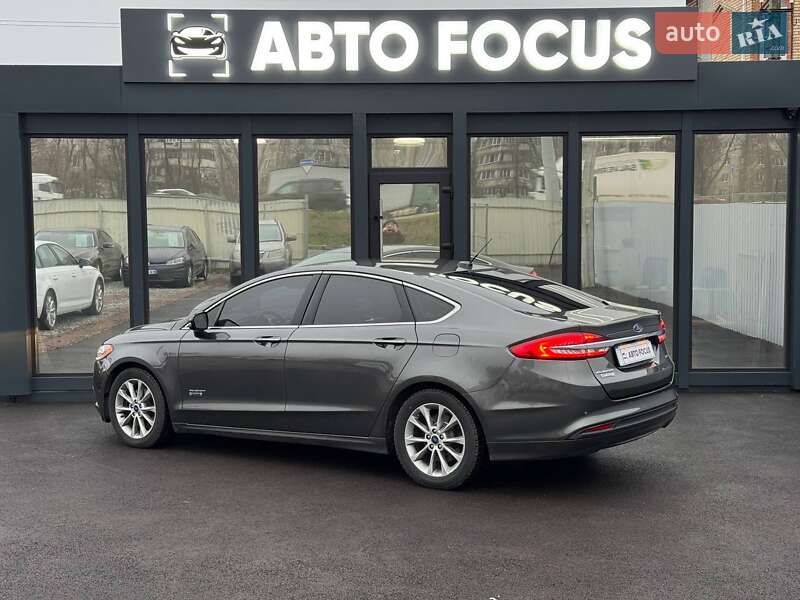 Седан Ford Fusion 2016 в Киеве фото 8 Седан Ford Fusion 2016 в Киеве