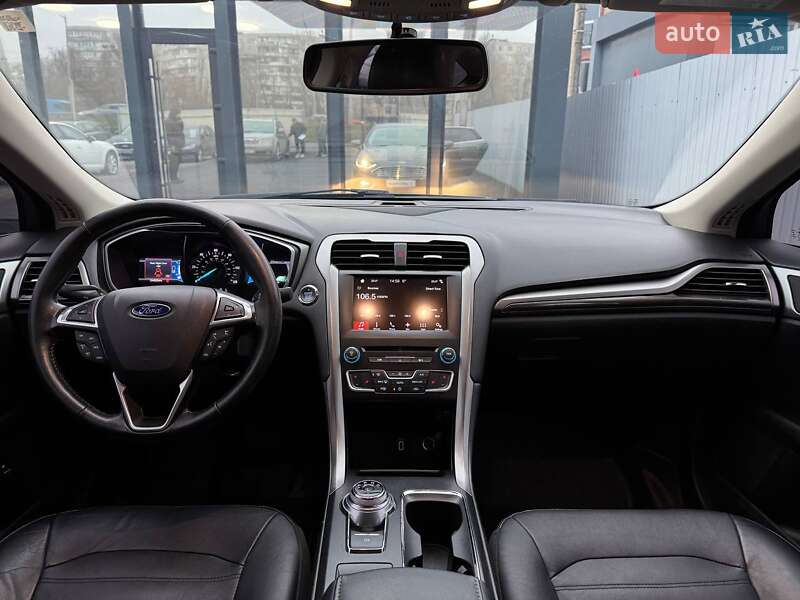 Седан Ford Fusion 2016 в Киеве фото 12 Седан Ford Fusion 2016 в Киеве