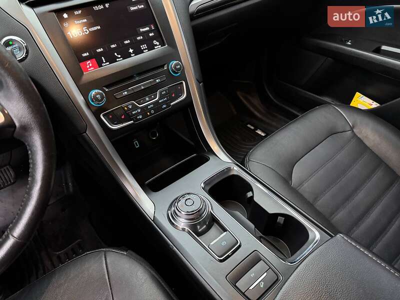 Седан Ford Fusion 2016 в Киеве фото 21 Седан Ford Fusion 2016 в Киеве