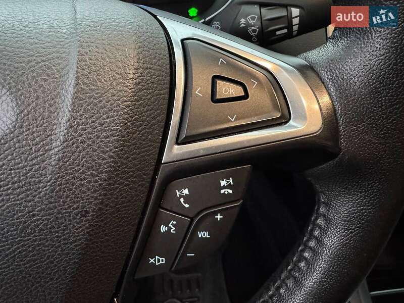Седан Ford Fusion 2016 в Киеве фото 26 Седан Ford Fusion 2016 в Киеве