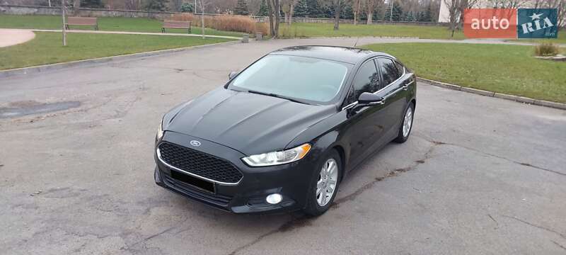 Ford Fusion 2015