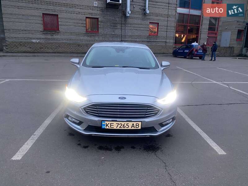 Седан Ford Fusion 2016 в Дніпрі