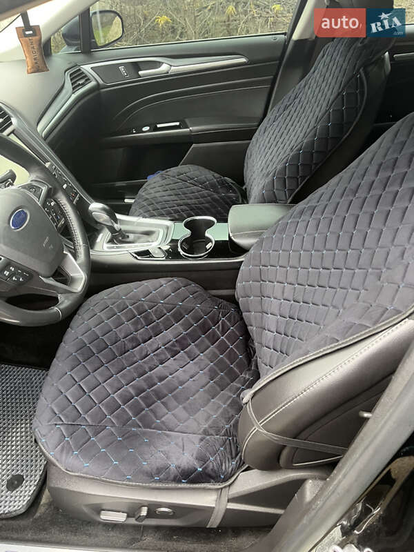 Седан Ford Fusion 2015 в Житомире