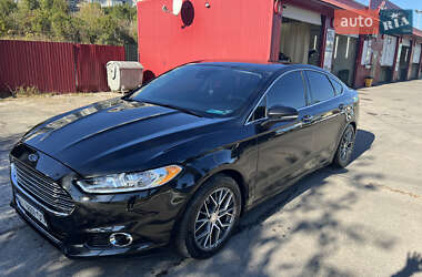 Седан Ford Fusion 2013 в Вышгороде