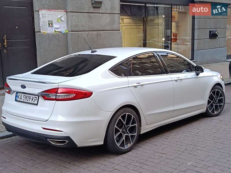 Седан Ford Fusion 2019 в Киеве фото 13 Седан Ford Fusion 2019 в Киеве