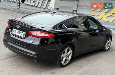 Седан Ford Fusion 2016 в Кам'янському