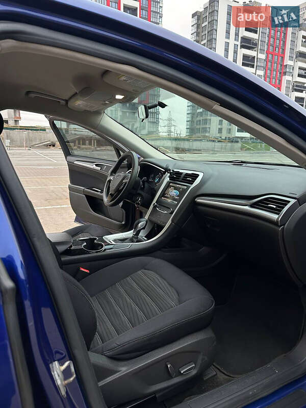Седан Ford Fusion 2016 в Киеве фото 14 Седан Ford Fusion 2016 в Киеве