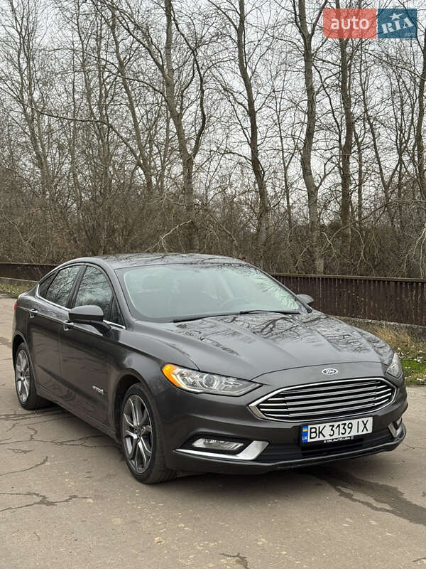 Седан Ford Fusion 2017 в Ровно фото 3 Седан Ford Fusion 2017 в Ровно