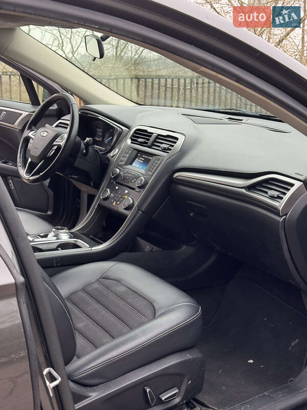 Седан Ford Fusion 2017 в Ровно фото 15 Седан Ford Fusion 2017 в Ровно