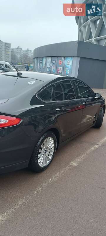 Седан Ford Fusion 2013 в Харькове
