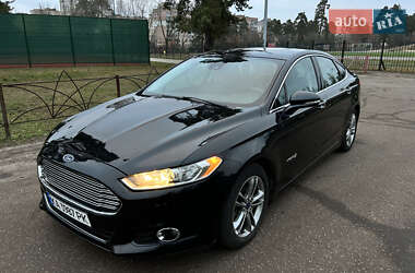 Седан Ford Fusion 2015 в Києві