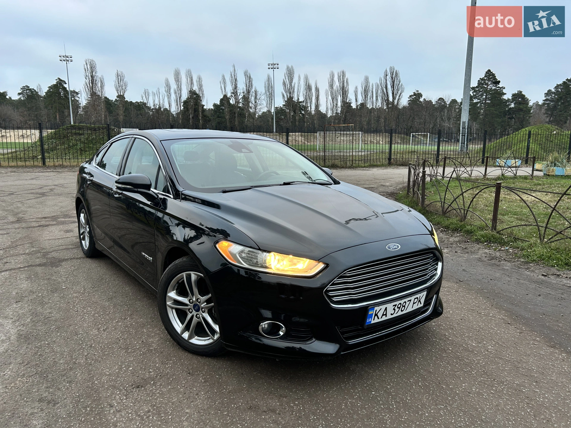 2015 Ford Fusion - фото 1