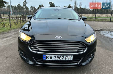 Седан Ford Fusion 2015 в Києві