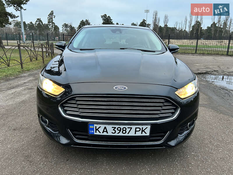 Седан Ford Fusion 2015 в Киеве фото 2 Седан Ford Fusion 2015 в Киеве
