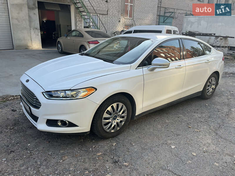 Седан Ford Fusion 2013 в Николаеве